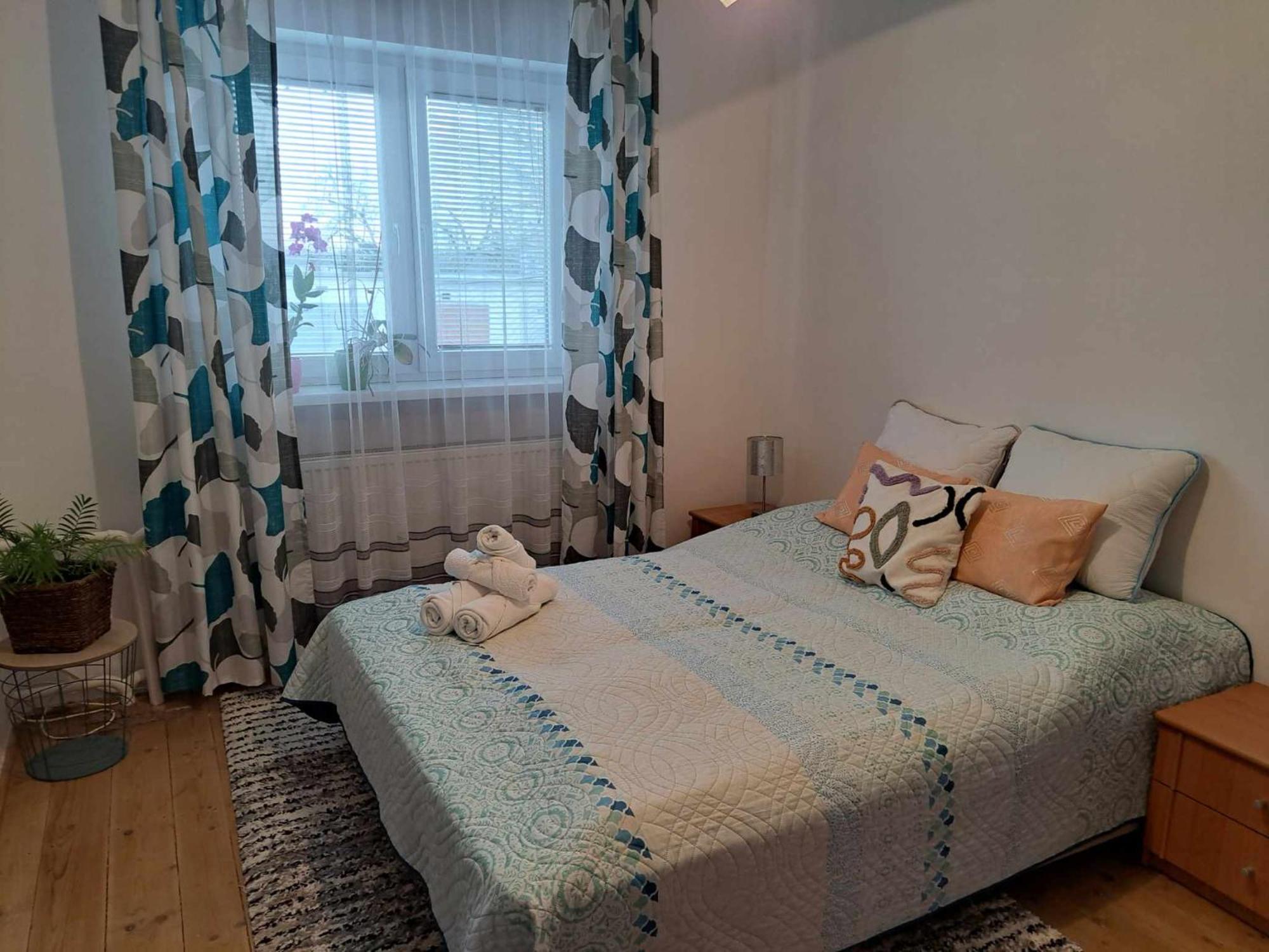 Appartement Cozy Town Center Retreat à Komárno Extérieur photo